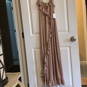 Rose maxi dress. NWT